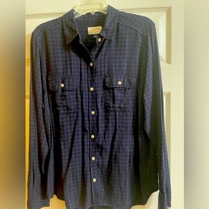 Universal Threads Black and blue button down  size L